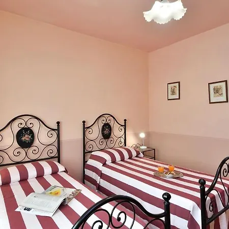 Bellaria Villa Lucignano